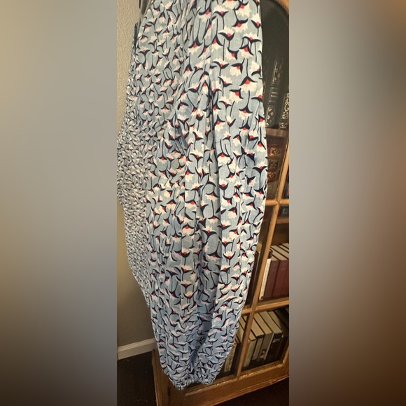 BODEN Esme Heron Blue Crocus Flower Top Lightly Worn US - Picture 6 of 7